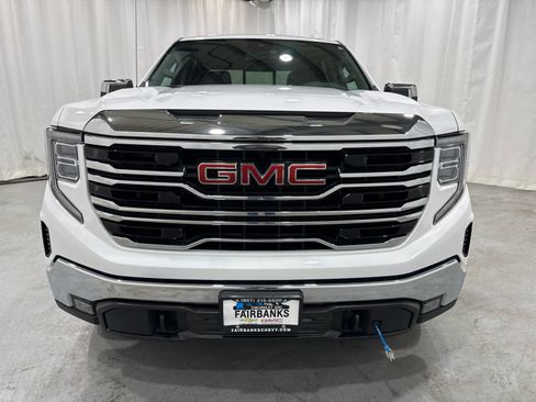 Certified 2024 GMC Sierra 1500 SLT w/ SLT Convenience Package AWD/4WD image 8