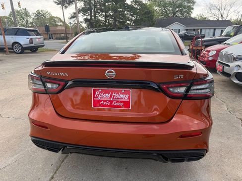 Used 2021 Nissan Maxima SR w/ Sport Mat Group image 6