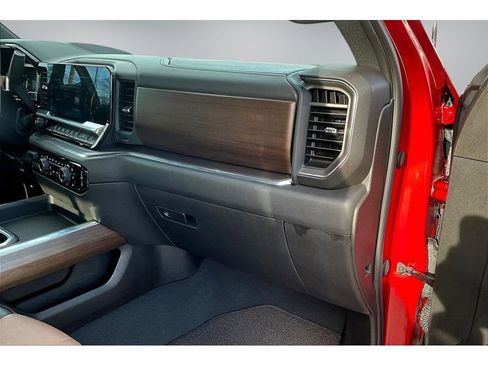 Used 2024 Chevrolet Silverado 3500 High Country w/ High Country Premium Package AWD/4WD image 27