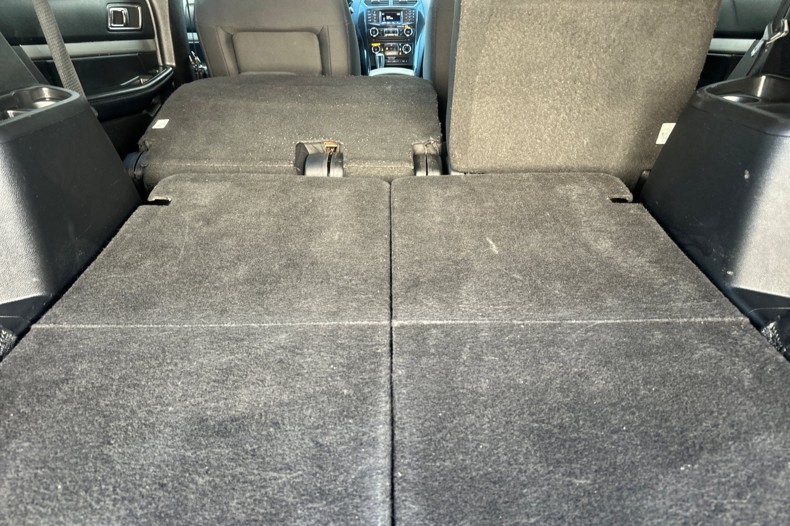 Used 2017 Ford Explorer XLT FWD image 17