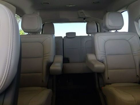 Used 2023 Lincoln Navigator Reserve AWD/4WD image 34