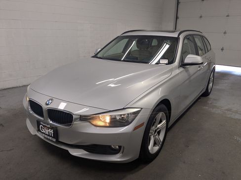 Used 2015 BMW 328i xDrive Wagon AWD/4WD image 11