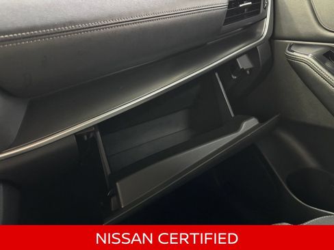 Certified 2025 Nissan Rogue SV AWD/4WD image 32
