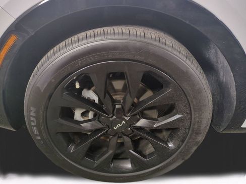 Used 2022 Kia Sorento SX image 11