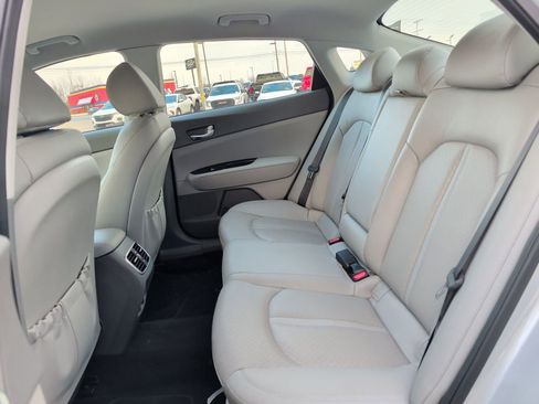 Used 2016 Kia Optima EX image 19