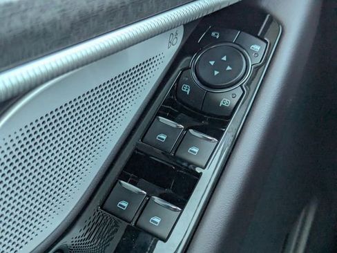 New 2026 Ford Explorer Platinum RWD image 25