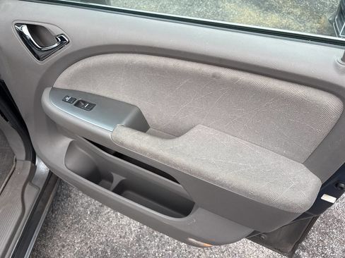 Used 2010 Honda Odyssey EX image 7