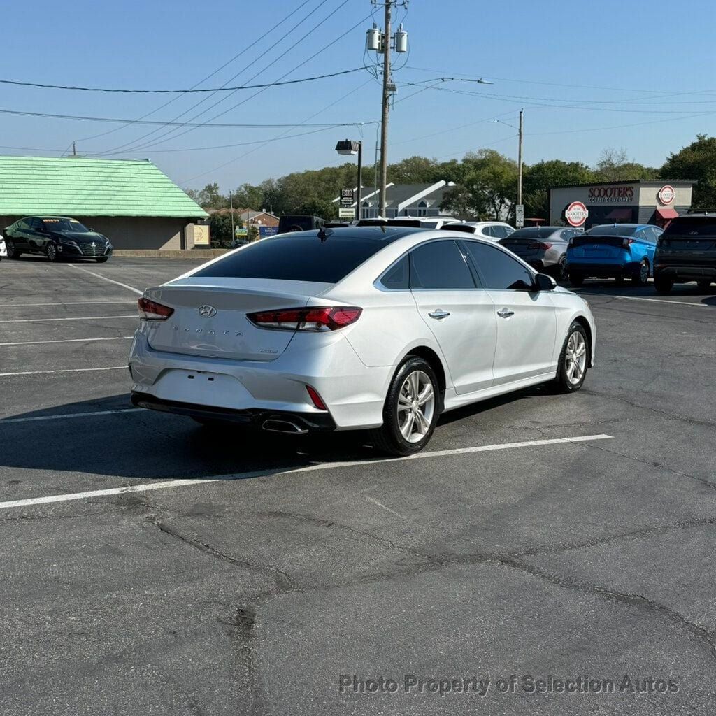Used 2019 Hyundai Sonata Limited w/ Ultimate Package 04 FWD image 13