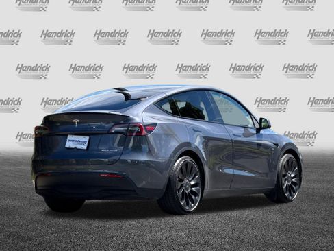 Used 2022 Tesla Model Y Performance AWD/4WD image 5