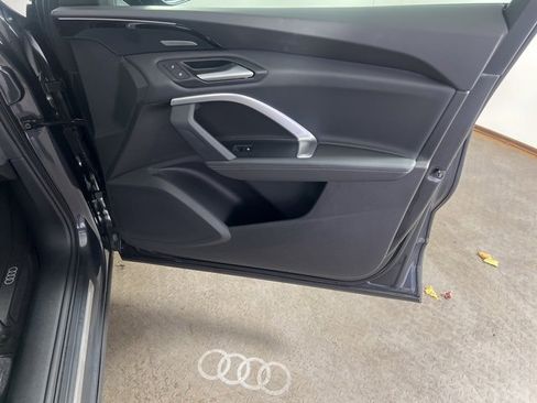 Used 2025 Audi Q5 Premium Plus w/ Premium Plus image 11