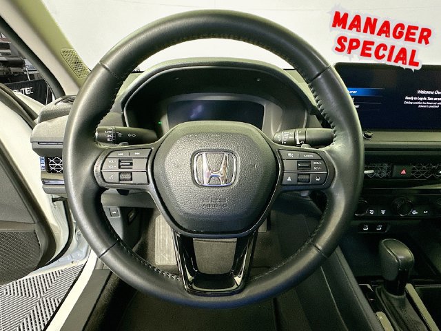 Used 2023 Honda Accord EX-L image 12