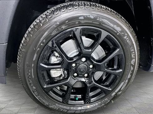 New 2026 Jeep Compass Latitude AWD/4WD image 12