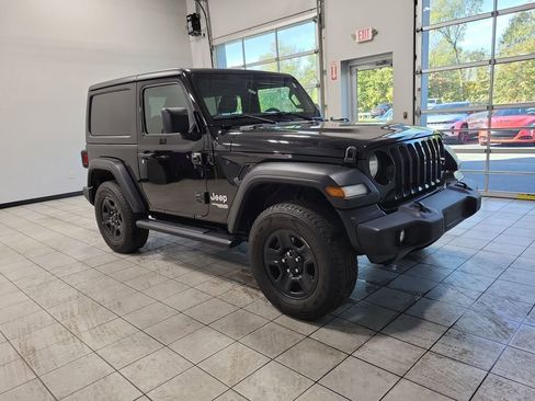 Used 2019 Jeep Wrangler Sport image 43