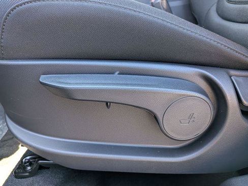 New 2026 Hyundai Tucson Blue SE FWD image 16
