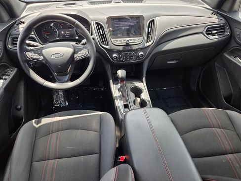 Certified 2022 Chevrolet Equinox RS w/ Infotainment Package AWD/4WD image 9