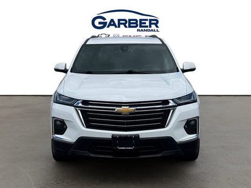 Used 2023 Chevrolet Traverse LT w/ LT Premium Package AWD/4WD image 8