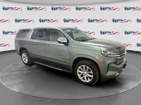 Used 2023 Chevrolet Suburban Premier AWD/4WD image 2
