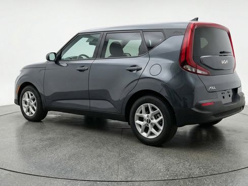 Used 2025 Kia Soul LX w/ LX Technology Package image 6