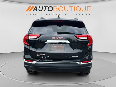 Used 2022 GMC Terrain SLT w/ Infotainment Package II AWD/4WD image 4