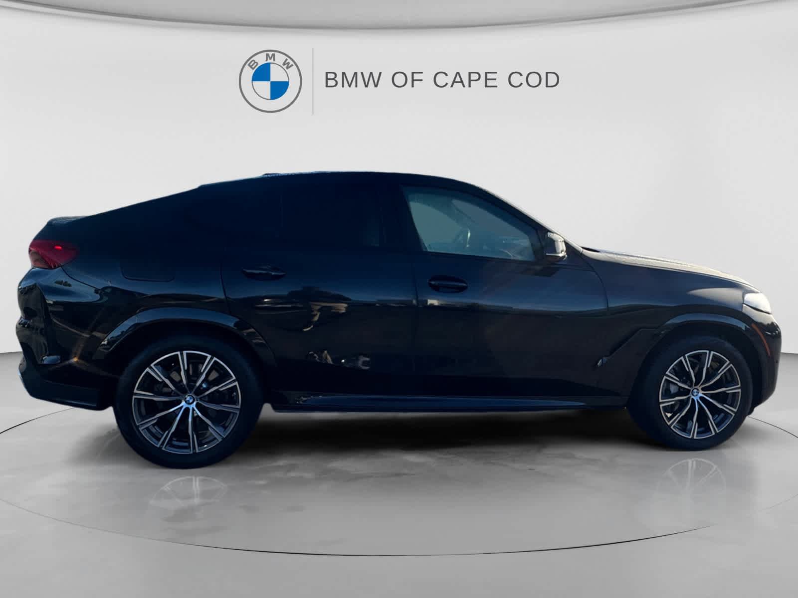 Used 2024 BMW X6 xDrive40i w/ Premium Package AWD/4WD image 8