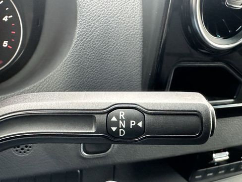 Used 2024 Mercedes-Benz Sprinter 2500 image 30