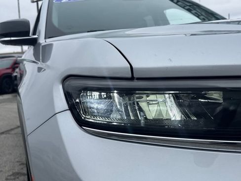 Used 2021 Jeep Grand Cherokee L Limited image 12