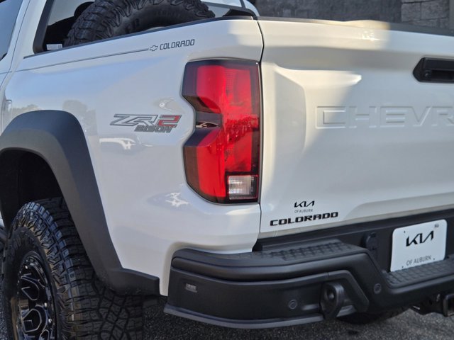 Used 2025 Chevrolet Colorado ZR2 w/ ZR2 Bison Edition AWD/4WD image 9