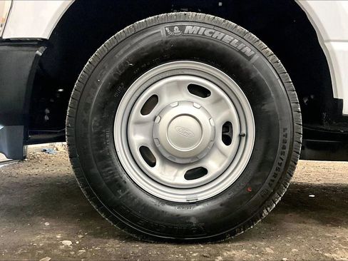 New 2026 Ford F250 XL w/ F-250 >10K GVWR Package image 8