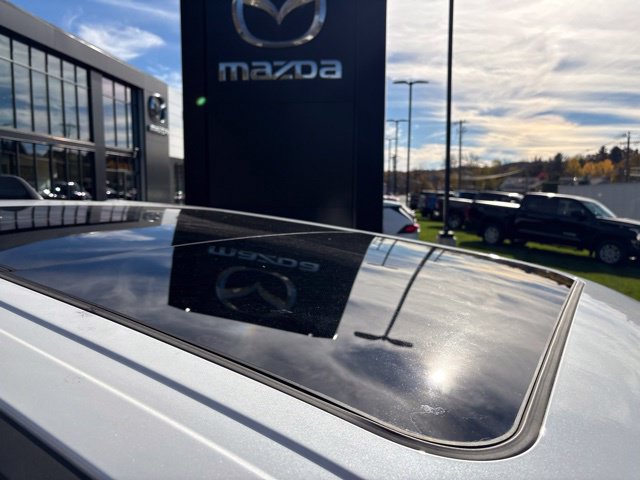 Used 2024 RAM 1500 Limited AWD/4WD image 2