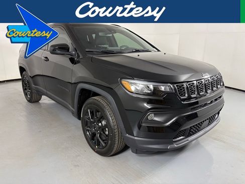 New 2026 Jeep Compass Latitude w/ Sun and Sound Group AWD/4WD image 1