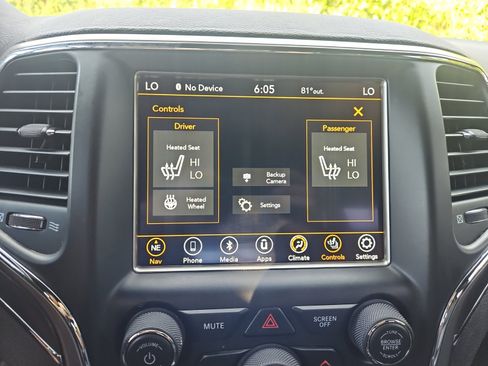 Used 2018 Jeep Grand Cherokee Limited AWD/4WD image 21