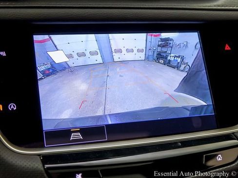 Certified 2023 Cadillac XT5 Premium Luxury w/ LPO, Floor Liner Package AWD/4WD image 17