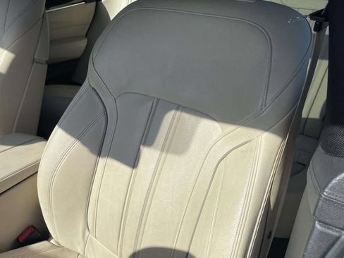 Used 2018 BMW 640i Gran Turismo xDrive AWD/4WD image 19