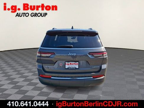 Used 2023 Jeep Grand Cherokee L Laredo image 5