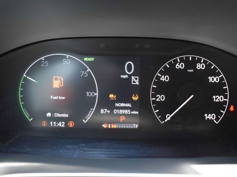 Used 2025 Honda CR-V Sport image 23
