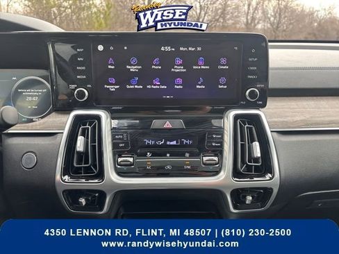 Used 2021 Kia Sorento SX Prestige image 18