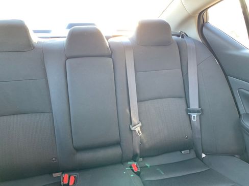 Used 2025 Nissan Altima 2.5 SV image 38