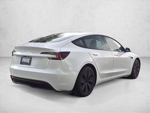 Used 2025 Tesla Model 3 Long Range RWD image 5