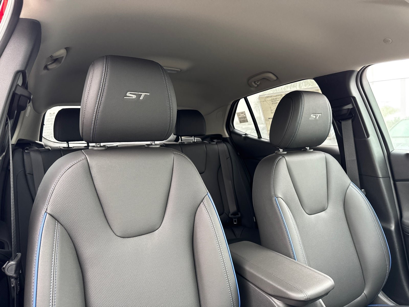 Used 2026 Buick Encore GX Sport Touring w/ Comfort Package FWD image 16