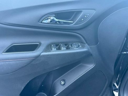 Certified 2024 Chevrolet Equinox RS FWD image 28
