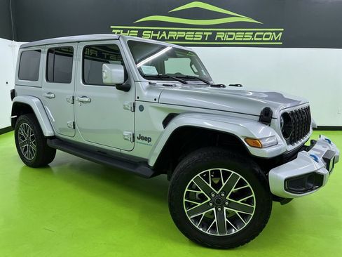 Used 2024 Jeep Wrangler High Altitude AWD/4WD image 1