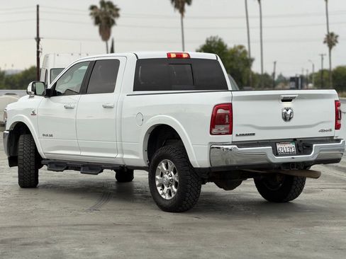 Used 2022 RAM 2500 Laramie AWD/4WD image 3