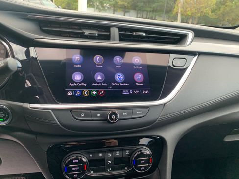 Used 2022 Buick Encore GX Essence image 18