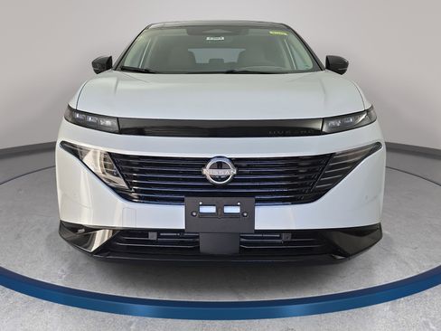 New 2026 Nissan Murano Platinum w/ Cargo Package AWD/4WD image 2