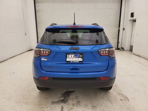 Used 2026 Jeep Compass Latitude image 15