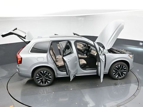 New 2026 Volvo XC90 B6 Plus w/ Protection Package Premier image 50