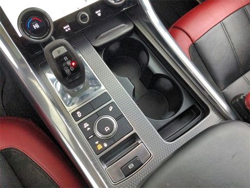 Used 2022 Land Rover Range Rover Sport HST image 31