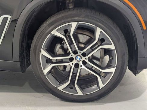 Used 2022 BMW X5 xDrive40i w/ Parking Assistance Package image 31