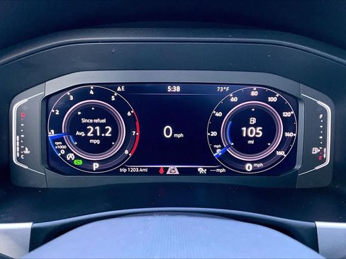 Used 2022 Volkswagen Atlas Cross Sport SE image 23