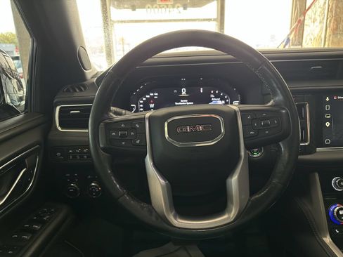 Used 2023 GMC Yukon XL Denali AWD/4WD image 49